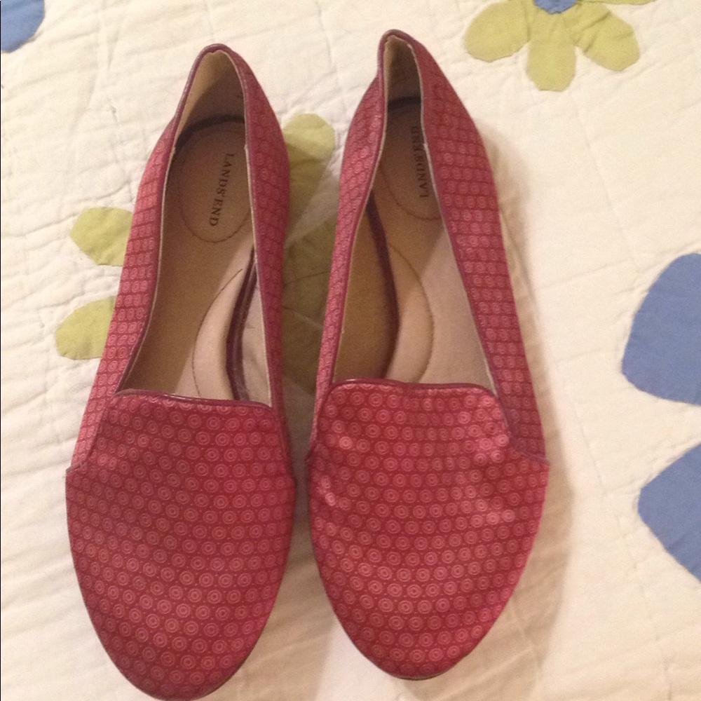 Never worn flats